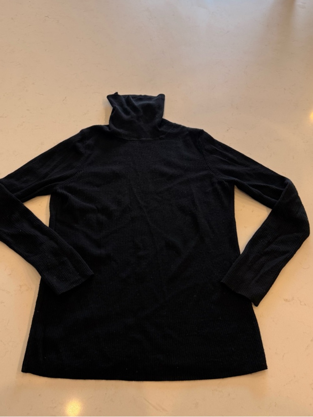 Uniqlo Black Ribbed Turtleneck Sweater